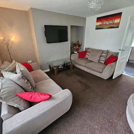 Cosy 3-bed Semi-detached House In Bradford * Bradford (West Yorkshire)